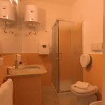Πανσιόν Delta Όλμπια